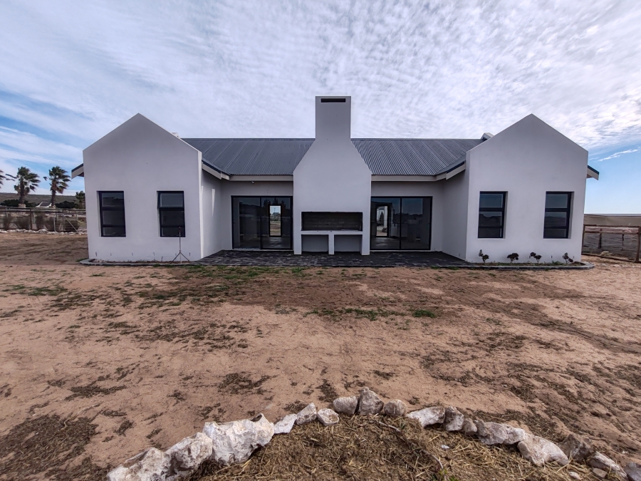 To Let 4 Bedroom Property for Rent in Long Acres Country Estate Western Cape